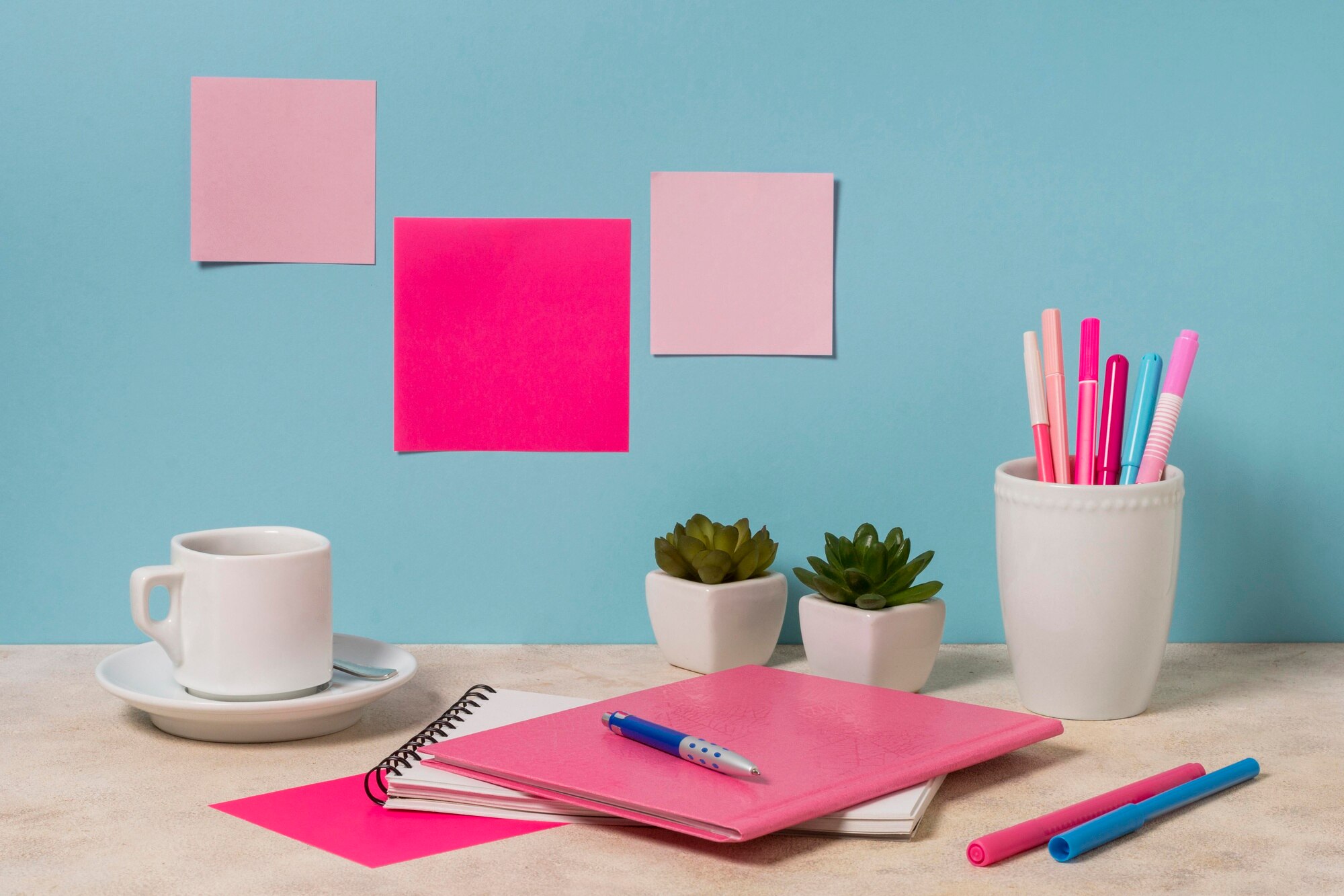 Detalles de escritorio organizado